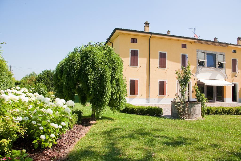 B&B Temenos Parma Exteriör bild