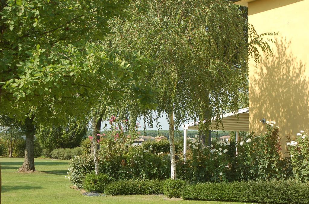 B&B Temenos Parma Exteriör bild