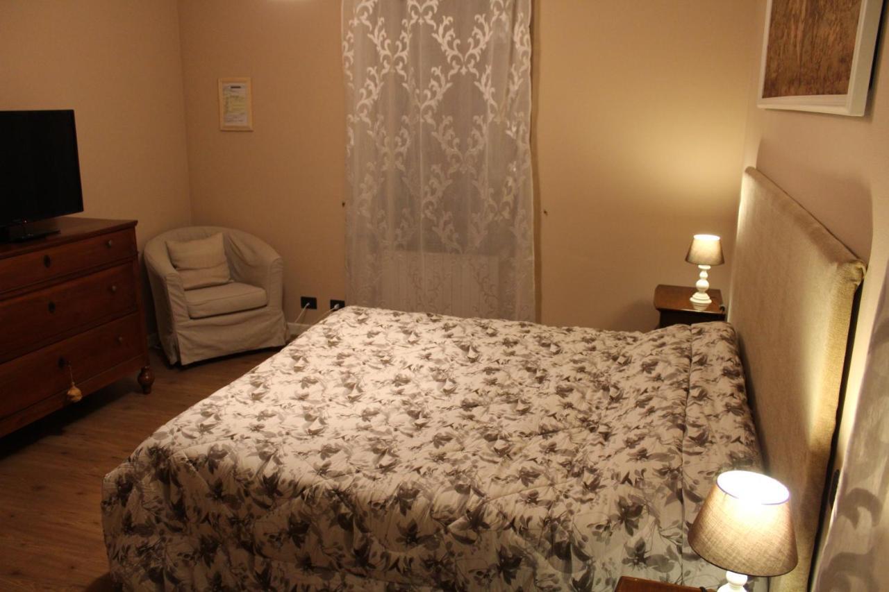 B&B Temenos Parma Exteriör bild