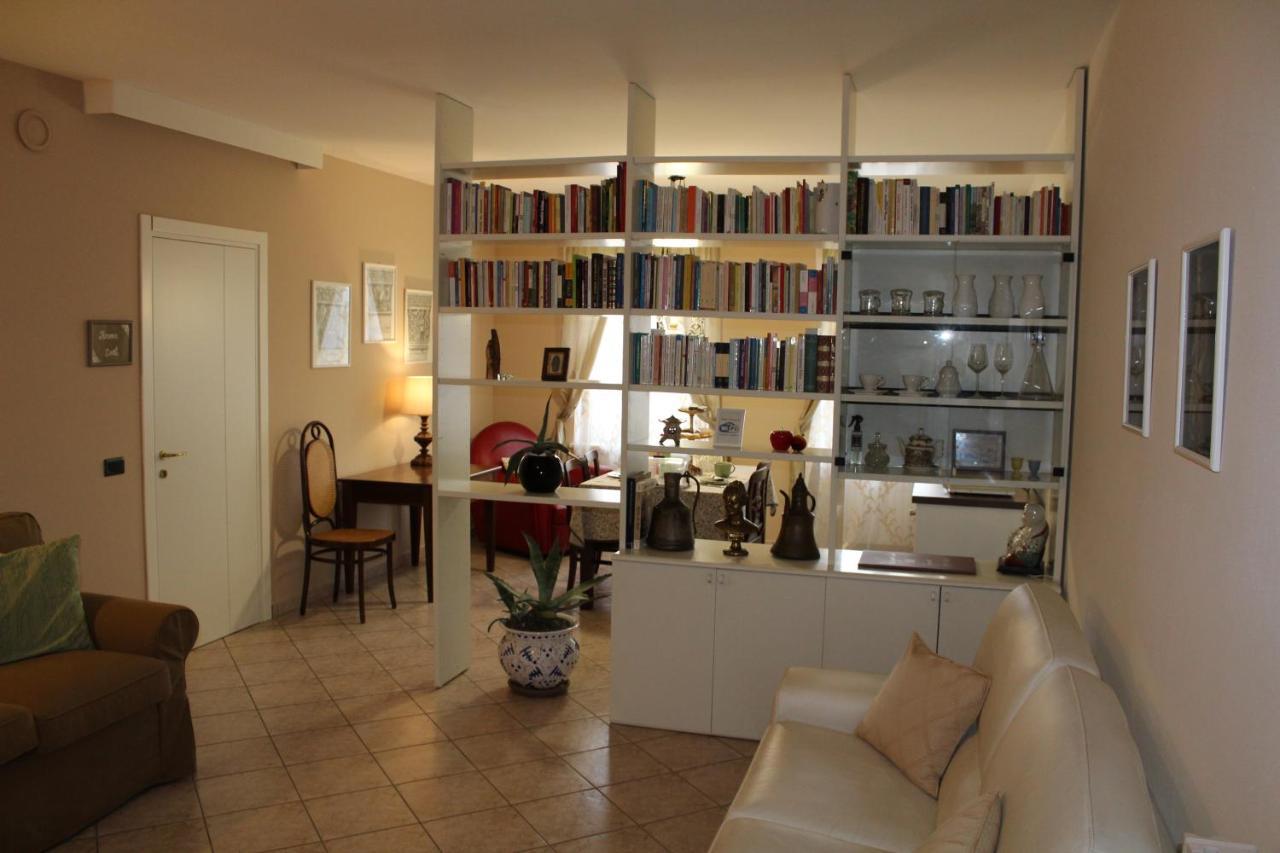 B&B Temenos Parma Exteriör bild