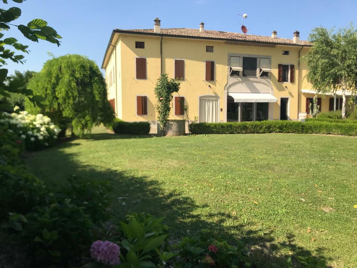 B&B Temenos Parma Exteriör bild