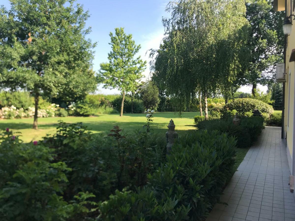 B&B Temenos Parma Exteriör bild